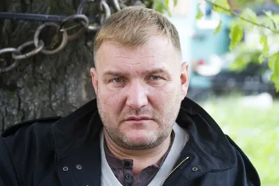 Портреты Дмитрия Быковского-Ромашова: фото в разных форматах для скачивания