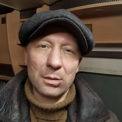 Элегантность и изысканность в каждом кадре: Дмитрий Куличков на фото