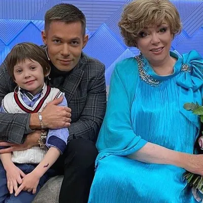 Фото Эдиты Пьеха в HD качестве 