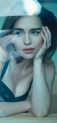 Фотосессия с Эмилией Кларк - настоящее произведение искусства