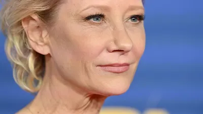 6. Большие картинки Энн Хеч для использования в фонах
