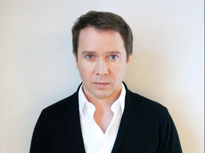 Уникальные снимки Евгения Миронова: полная коллекция в форматах JPG, PNG, WebP