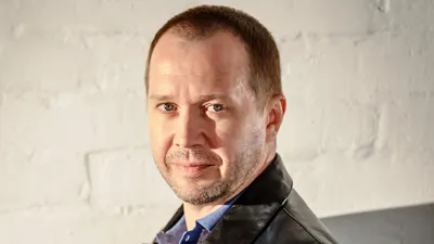 Величие актера на фото Евгений Миронов