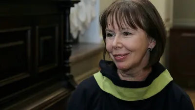 Фон с Евгенией Симоновой: идеальное дополнение для ваших дизайнерских проектов