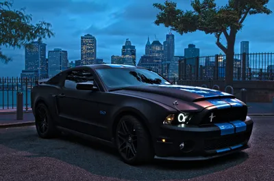 Обои на рабочий стол автомобили Ford Mustang GT - 2015