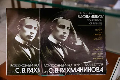 Фотоальбом Геннадия Шумского: Незабываемые моменты жизни и работы