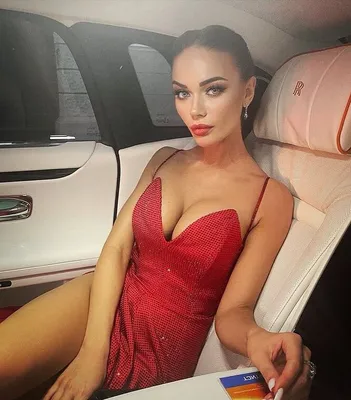 Яна Кошкина: новые фотографии для скачивания