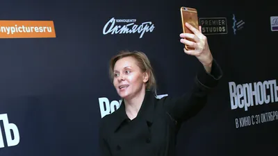 Улыбка Яны Трояновой, захватывающая сердца