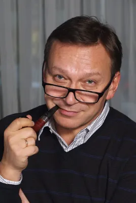 Игорь Угольников: фото высокого разрешения в формате JPG