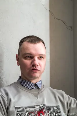 Обои на рабочий стол с Ильей Аксеновым: вдохновение каждый день