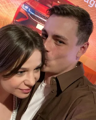 Фото на айфон с Ильей Коробко: украсьте свой смартфон изображением вашего любимого актера