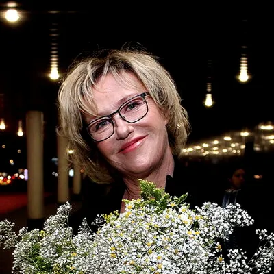 Потрясающая Ирина Розанова: нежность на новом снимке