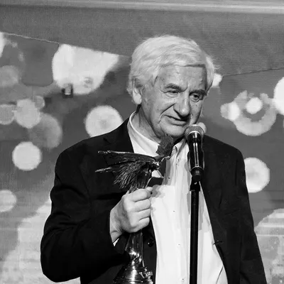 Юрий Коробейников: скачать качественные фото во всех популярных форматах