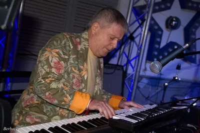 Юрий Кузнецов: Магнетизм и страсть на фото