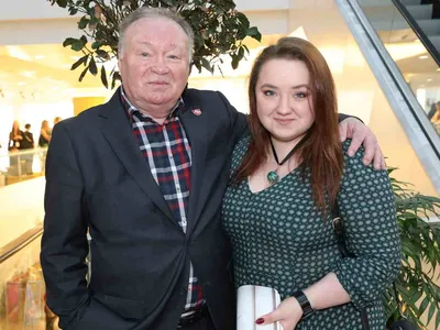 Редкие фотографии Юрия Кузнецова в формате jpg