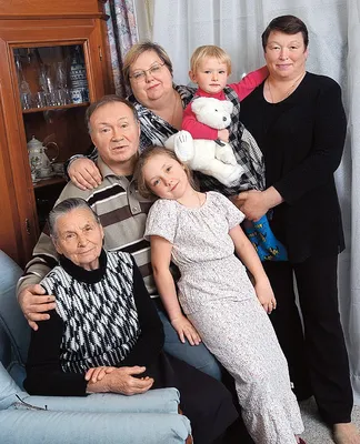 Фотография Юрия Кузнецова на айфон: стильная обоина для вашего смартфона