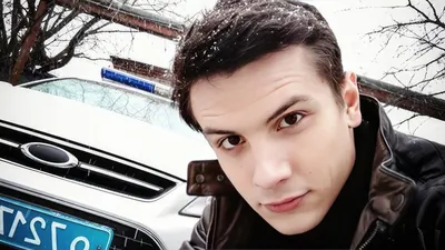 Уникальные обои на телефон с Юрием Николаенко