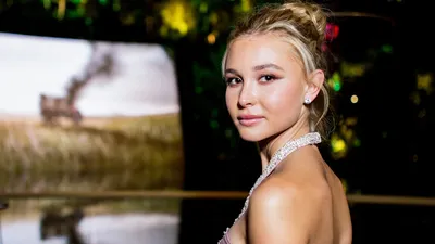 Изабель Мэй: Возьмите кусочек Голливуда с этой захватывающей фотографией