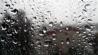 Почему капли воды на ветровом стекле авто движутся вверх и вниз? - АЗЕРТАДЖ