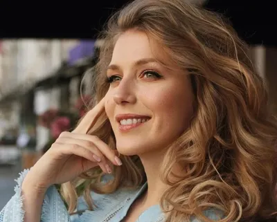 Карина Андоленко: фотографии в формате JPG, PNG, WebP