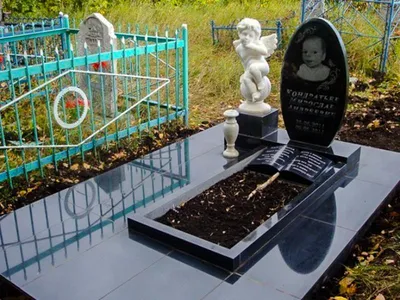 Памятник с ангелом из гранита на могилу №34