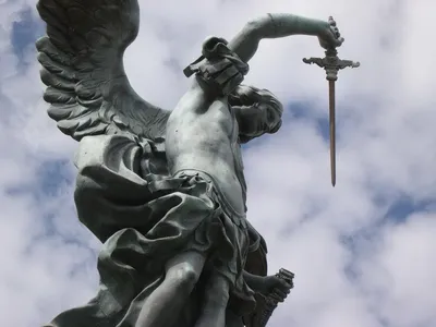Памятник с ангелочком для младенца фото