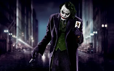 Обои на рабочий стол Бэтмен / Batman, персонаж фильма Темный рыцарь / The  Dark Knight окруженный летучими мышами, обои для рабочего стола, скачать  обои, обои бесплатно