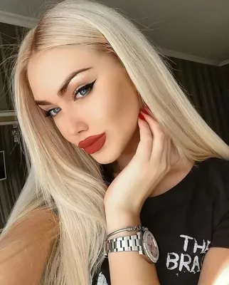 топ современных фото блондинок с цепями на аву: 9 тыс изображений найдено в  Яндекс.Картинках | Celebrity hair colors, Platinum blonde hair, Brown  blonde hair