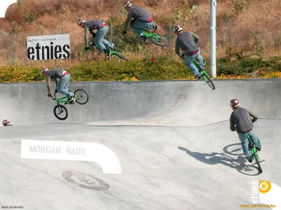 Падение парня с велосипеда bmx - обои на рабочий стол