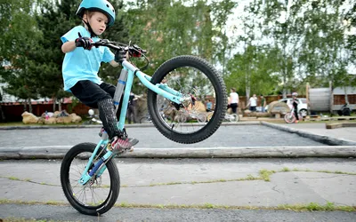 человек Bmx акробатическая фигура силуэт лица PNG , кавказец, человек, один  PNG рисунок для бесплатной загрузки