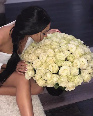 Грустные картинки на аву без лица для девушек (25 фото) - shutniks.com