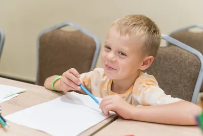 3 игры, которые помогут детям быстро выучить цвета по-английски | English  KinderLand | Дзен