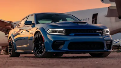 Фотографии Dodge Charger 2019 Charger GT фиолетовая машина 2560x1440