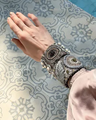 Светлана Левадная в Instagram: «Два браслета Levadnaja Details, которые  можно носить вместе, на одной руке 🖤 Друзья, у нас огром… | Accessories,  Bracelets, Fashion