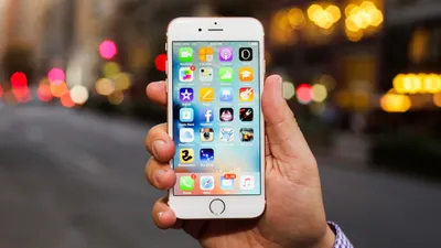Apple iPhone 6 with FaceTime - 64GB, 4G LTE, Gold : Buy Online at Best  Price in KSA - Souq is now Amazon.sa: Electronics