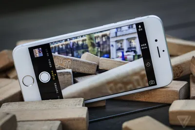 Apple iPhone 6S Photos