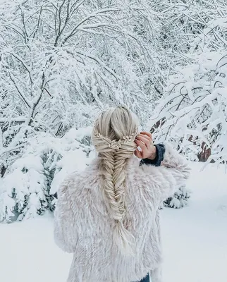 Девушки без лица на аву | 🔮Фоны и аватарки🔮 Amino