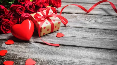 ❤ Поздравляем вас с Днём Святого Валентина! 🙌 Дарите друг другу любовь,  внимание и вкуснейшие роллы! 💝 Пусть этот день будет… | Instagram