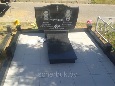 Прямоугольный горизонтальный памятник для двоих заказать на могилу в СПб