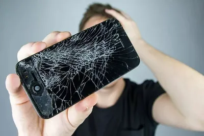Наклейка стекла/пленки на экран смартфона: купить по цене 499 рублей в  интернет магазине МТС
