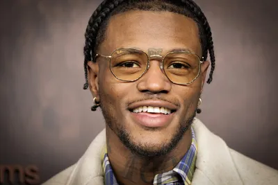 DC Young Fly Shines As The New Host Of VH1's 'Celebrity Squares' | Essence