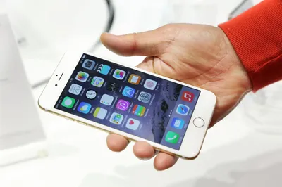 Apple iPhone 6s Plus pictures, official photos