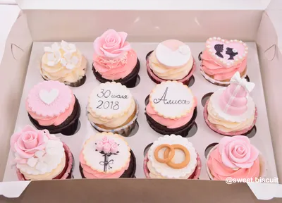 Наборы бенто торт и капкейки | Cupcake cake designs, Cake decorating tips,  Mini cakes