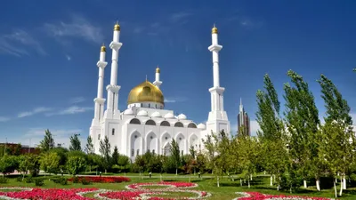 Курбан Айт