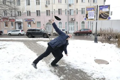 Файл:Дорога по льду Байкала.jpg — Википедия