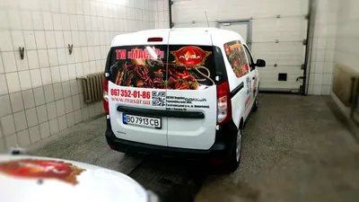 Полноцветная наклейка перфорированная на заднее стекло в Екатеринбурге