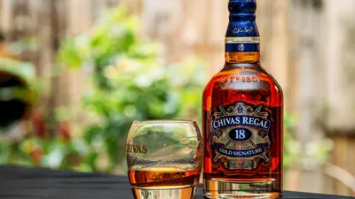 Картинка на рабочий стол виски, бутылка, алкоголь, chivas 1920 x 1080