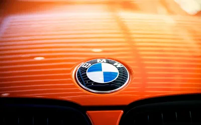Машина BMW с крутой обработкой фото выхлопных трубы - обои на рабочий стол