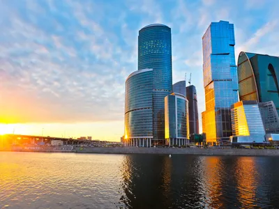 Города - обои 1366х768 для рабочего стола