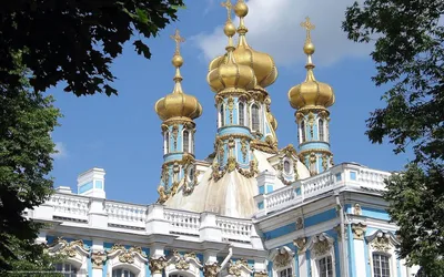Церковь у реки обои для рабочего стола, картинки, фото, 1280x800.
